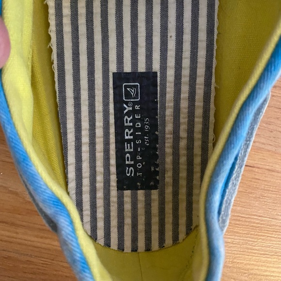 Sperry’s Topsider - Picture 5 of 9